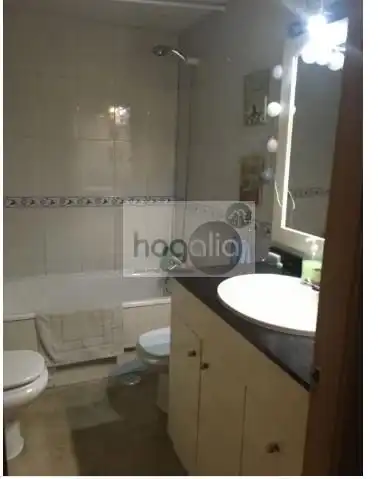 Habitación de Piso de alquiler en Sevilla con Aire acondicionado, Terraza y Trastero