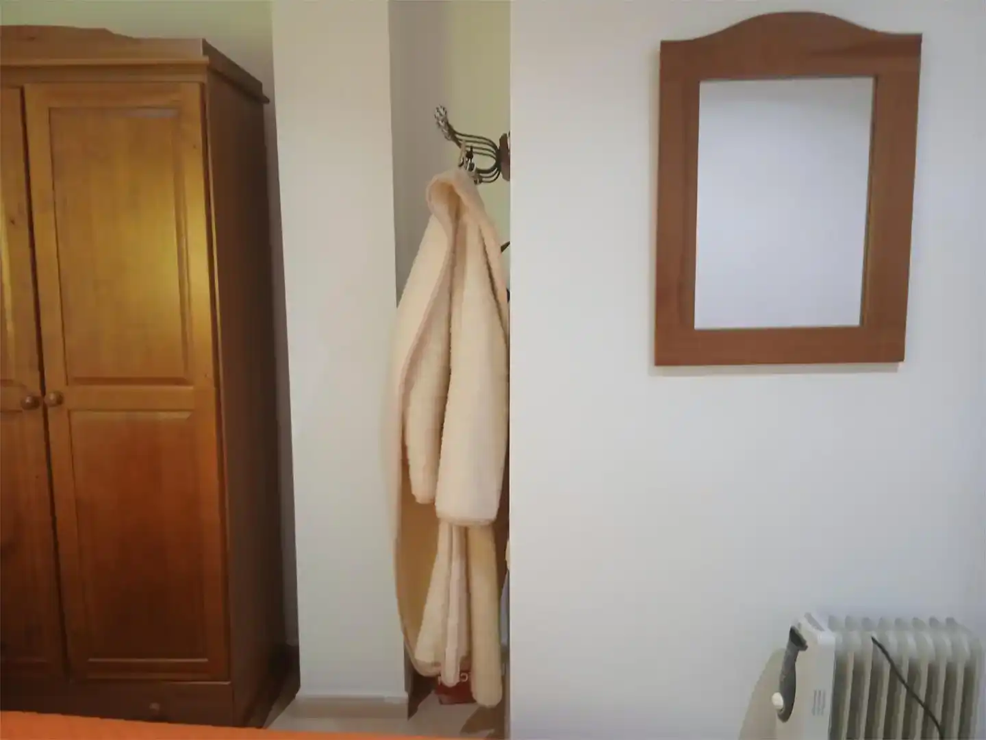 Bany de Pis en venda en Gata amb Jardí privat, Traster i Moblat