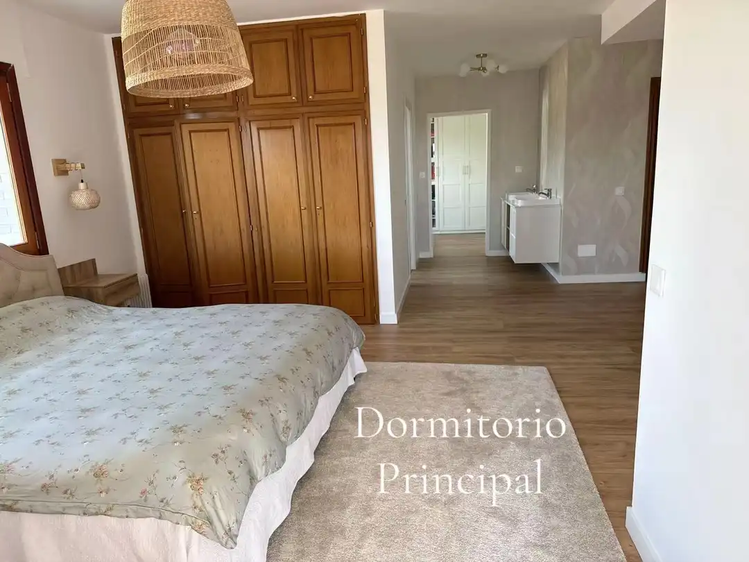 Habitación de Casa o chalet en venta en Las Rozas de Madrid con Aire acondicionado, Calefacción y Jardín privado