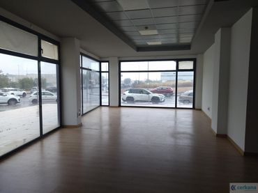 Oficina amb ascensor de lloguer a Poligono Los Llanos