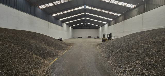Nave industrial en Alquiler en Avenida Lebrija en El Cuervo de Sevilla