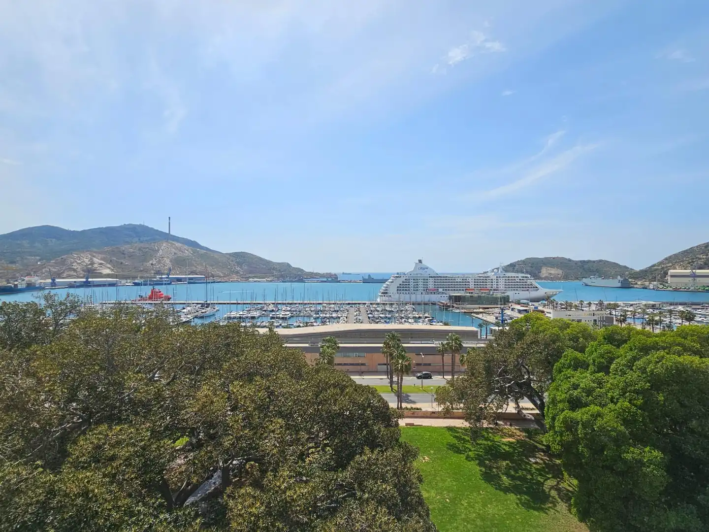 Exterior view of Flat for rent in Cartagena  with Air Conditioner