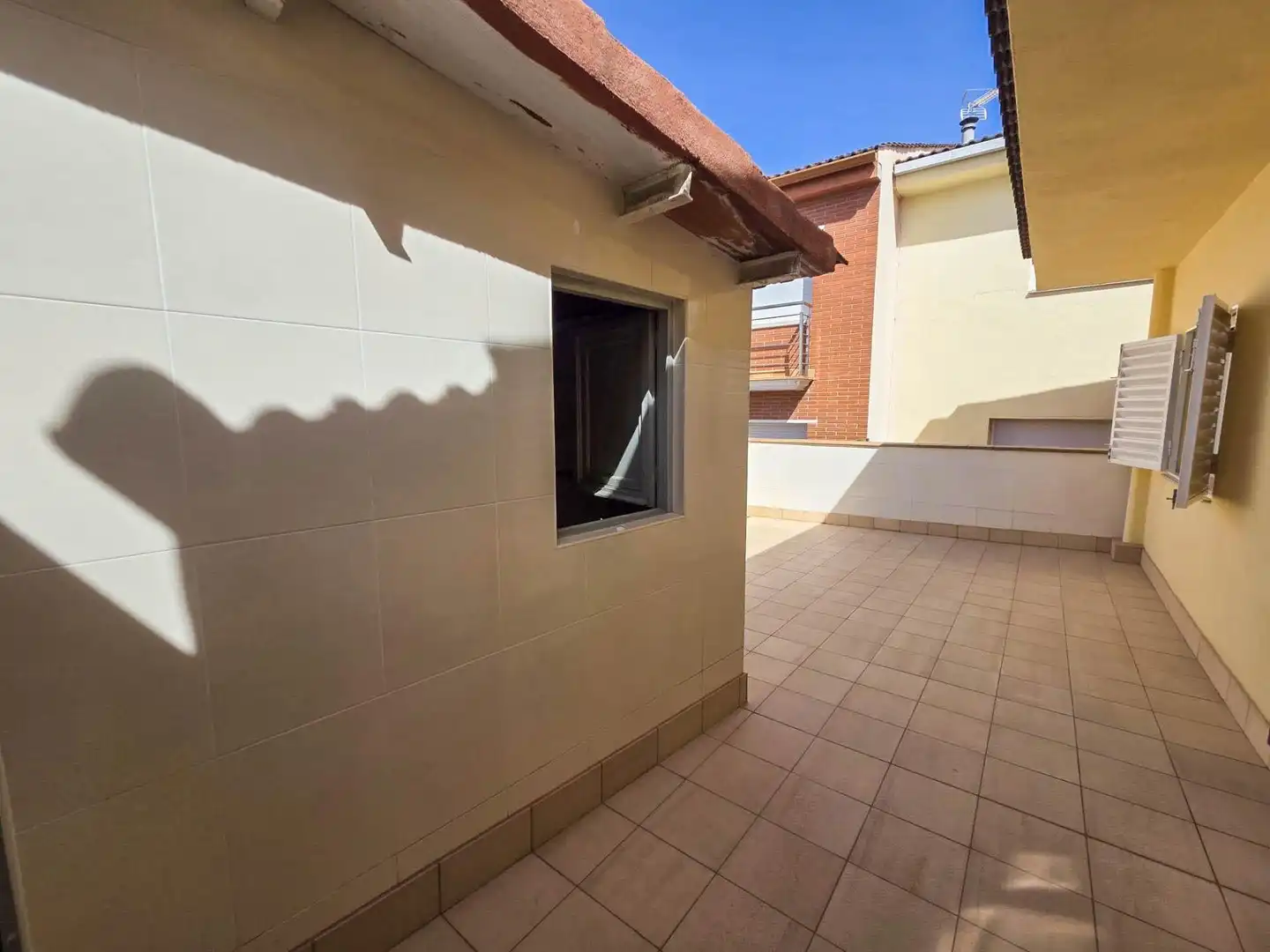 Terraza de Casa adosada en venta en Vilanova del Camí con Calefacción, Terraza y Trastero
