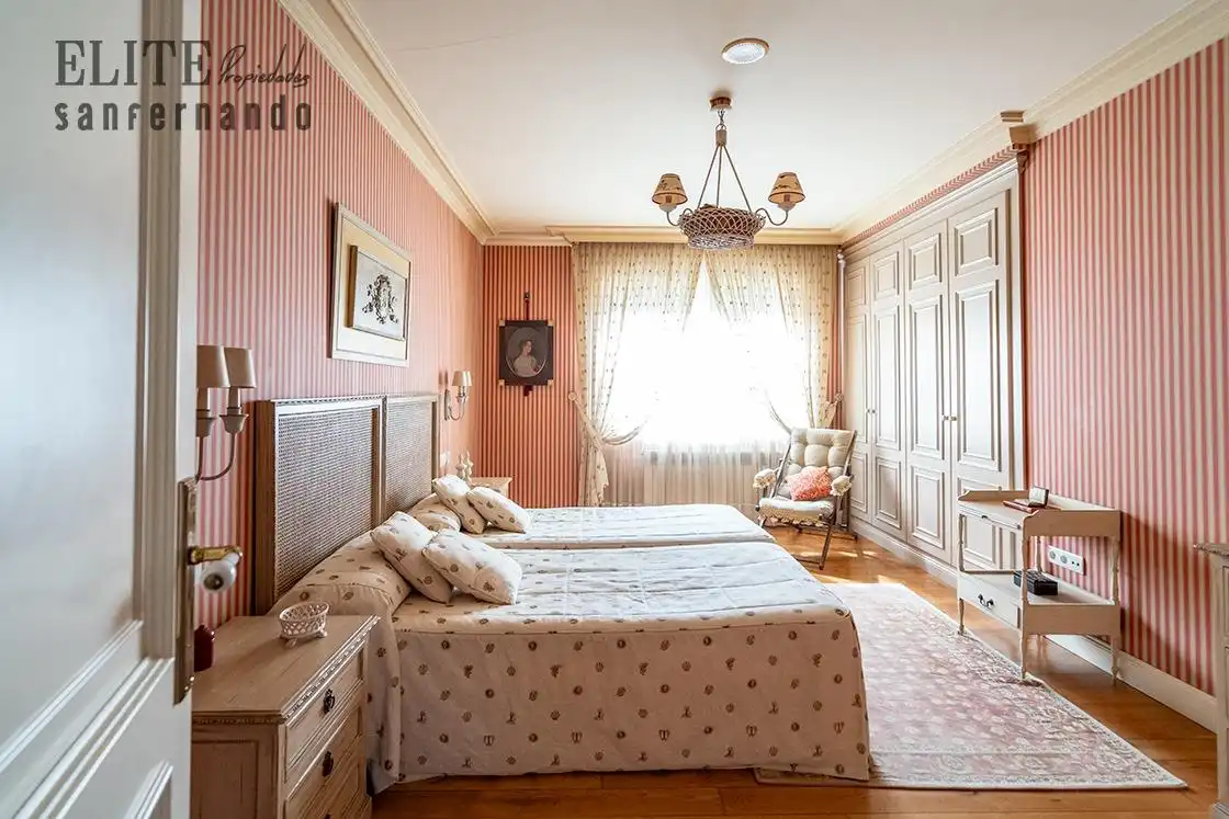 Habitación de Casa o chalet en venta en Piélagos con Calefacción, Jardín privado y Trastero