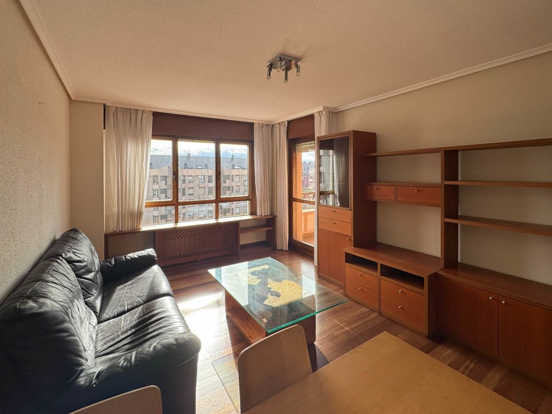 Sala d'estar de Pis de lloguer en Santander amb Calefacció, Terrassa i Traster