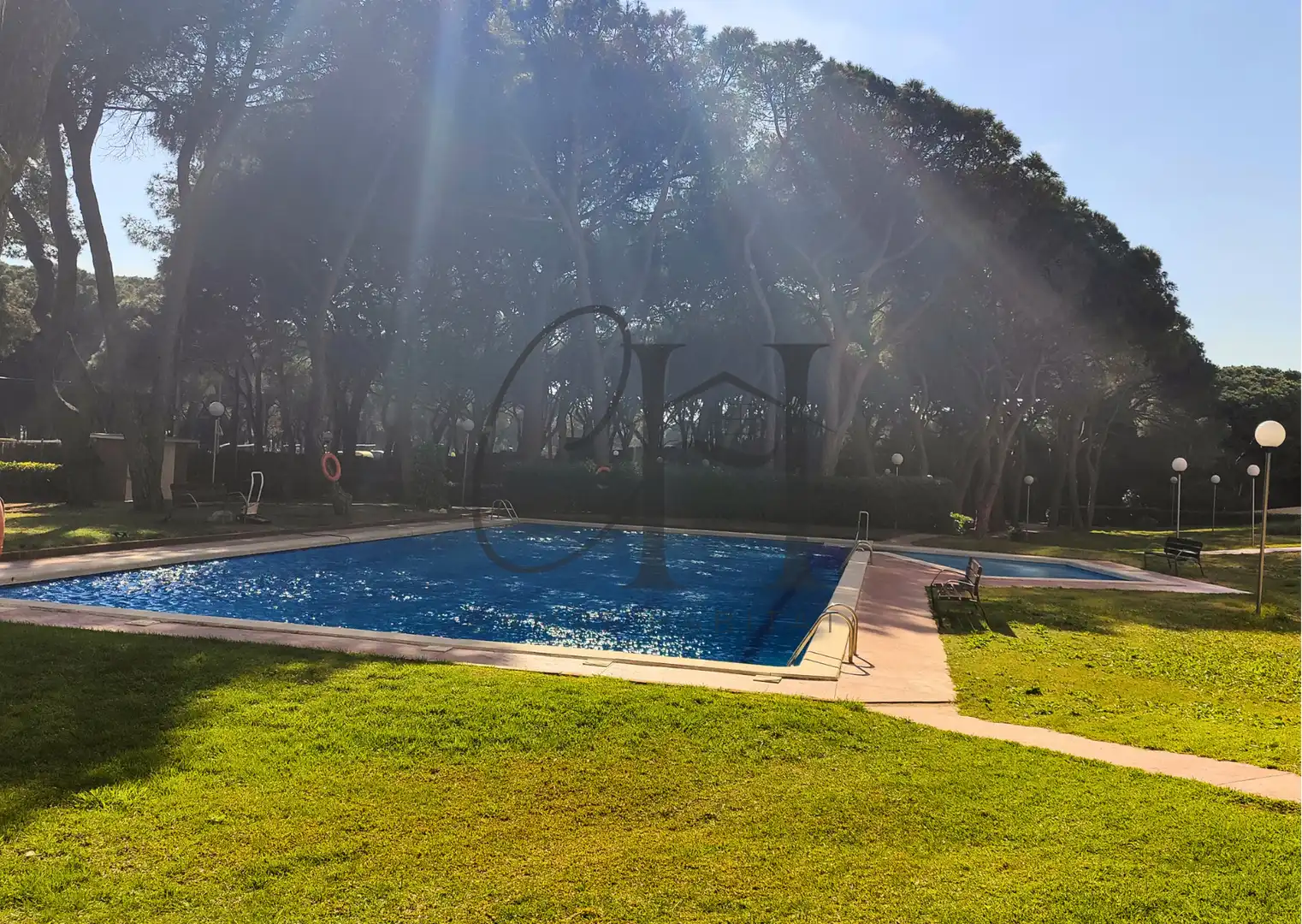 Schwimmbecken von Wohnung zur Miete in Gavà mit Terrasse, Schwimmbad und Balkon