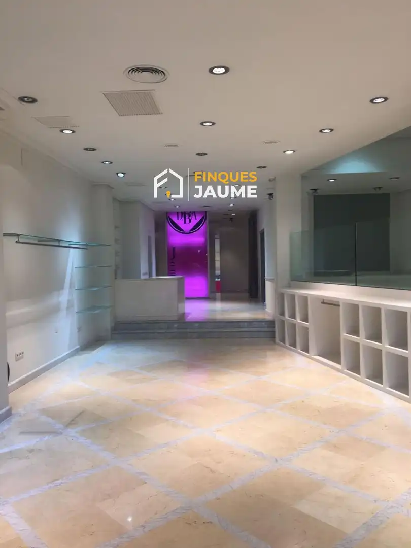 Business premises for sale in Alcade Rovira Roure, imagen 6