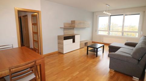 Foto 3 de Piso de alquiler en Ingeniero Alejandro Mendizabal, Salburua - Arantzabela, Araba - Álava