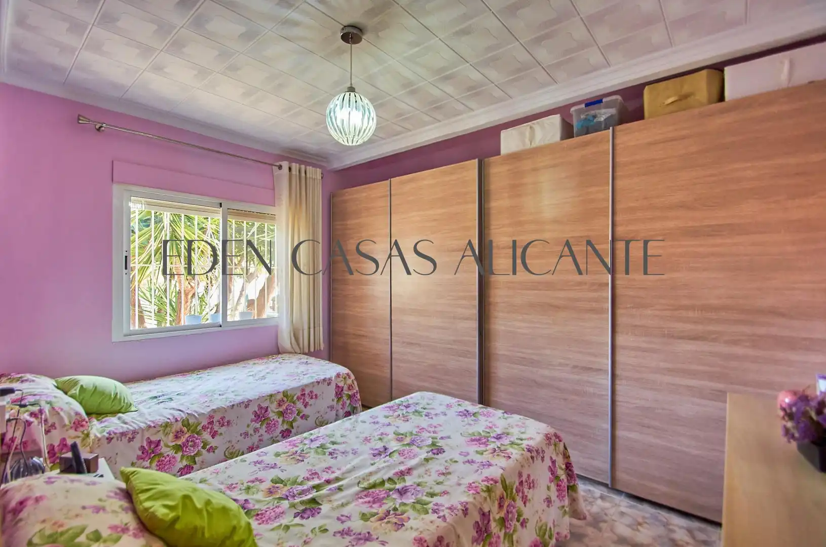 Habitación de Casa o chalet en venta en Mutxamel con Aire acondicionado, Calefacción y Jardín privado