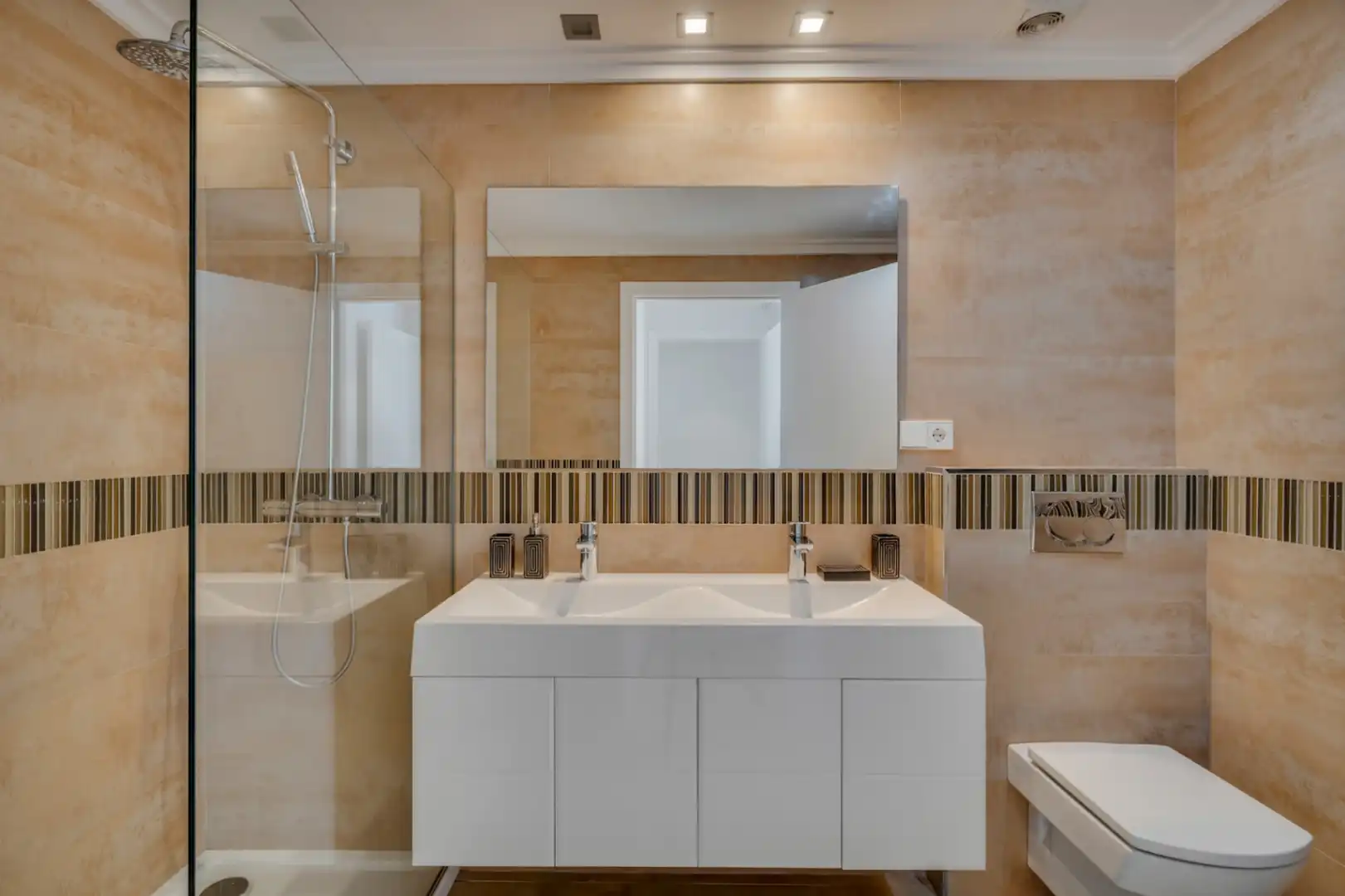 Apartamento con terraza en venta en Montañar - El Arenal, imagen 24