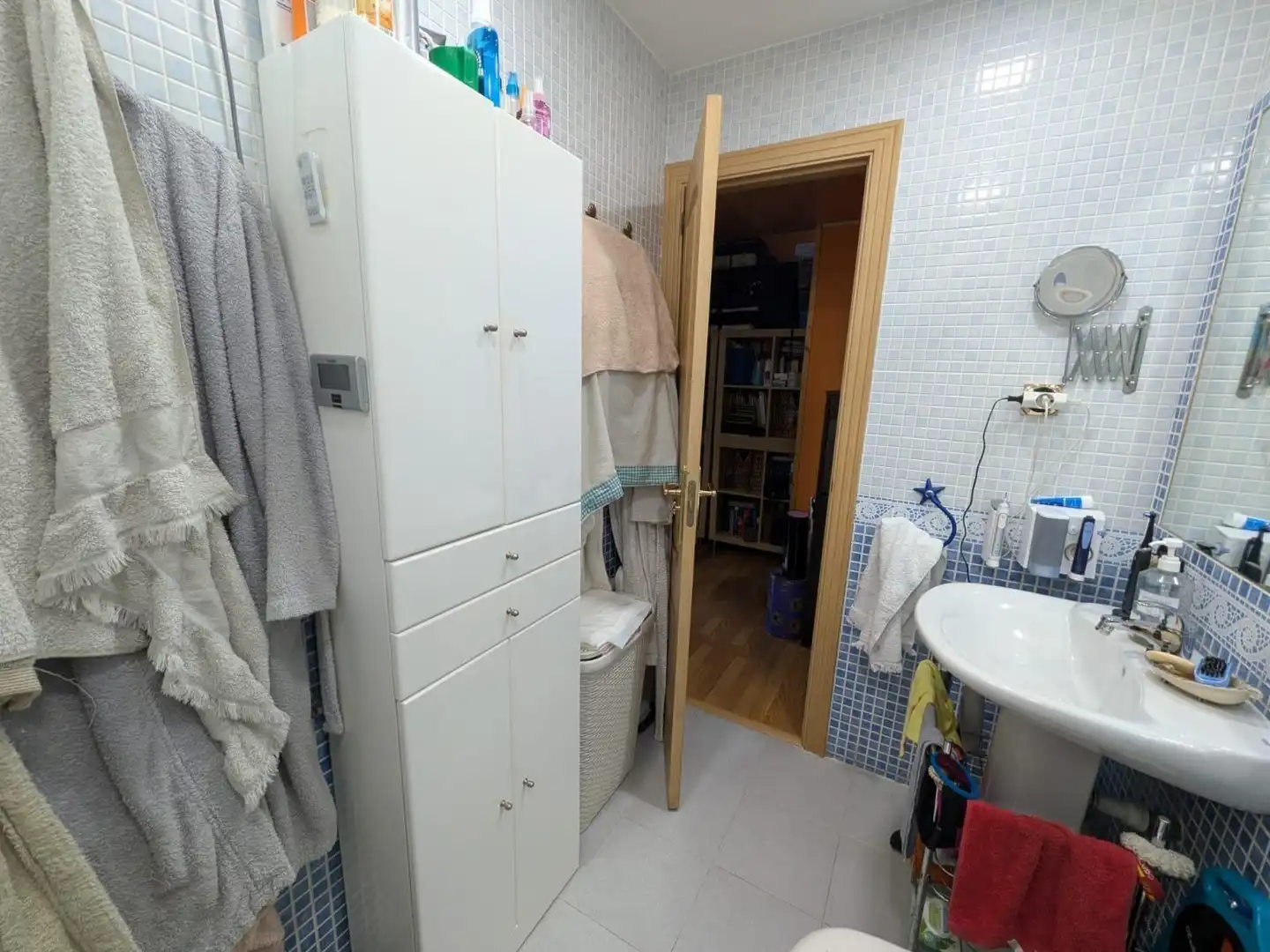 Bathroom of Flat for sale in Alcalá de Henares  with Heating