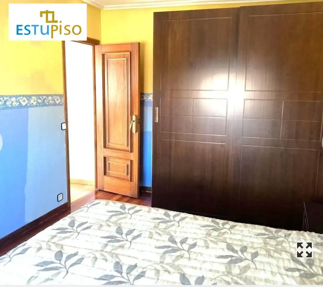 Habitación de Residencial en venta en Mansilla Mayor