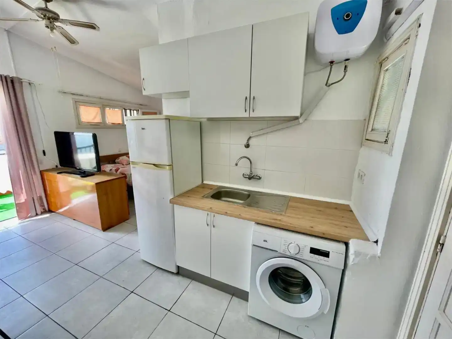 Kitchen of Study for sale in Mogán  with Swimming Pool, Furnished and Washing machine