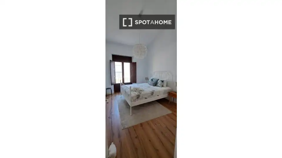 Habitación de Apartamento para compartir en Vélez-Málaga con Aire acondicionado, Terraza y Amueblado