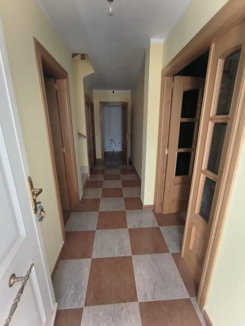 Houses for sale in Mamolar  with Heating, Private garden and Parquet flooring
