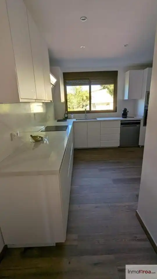 Küche von Haus oder Chalet zur Miete in Riba-roja de Túria mit Klimaanlage, Heizung und Privatgarten