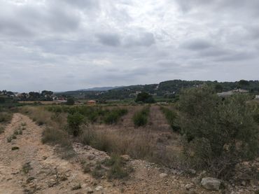 Terrain rustique à vendre à Montserrat