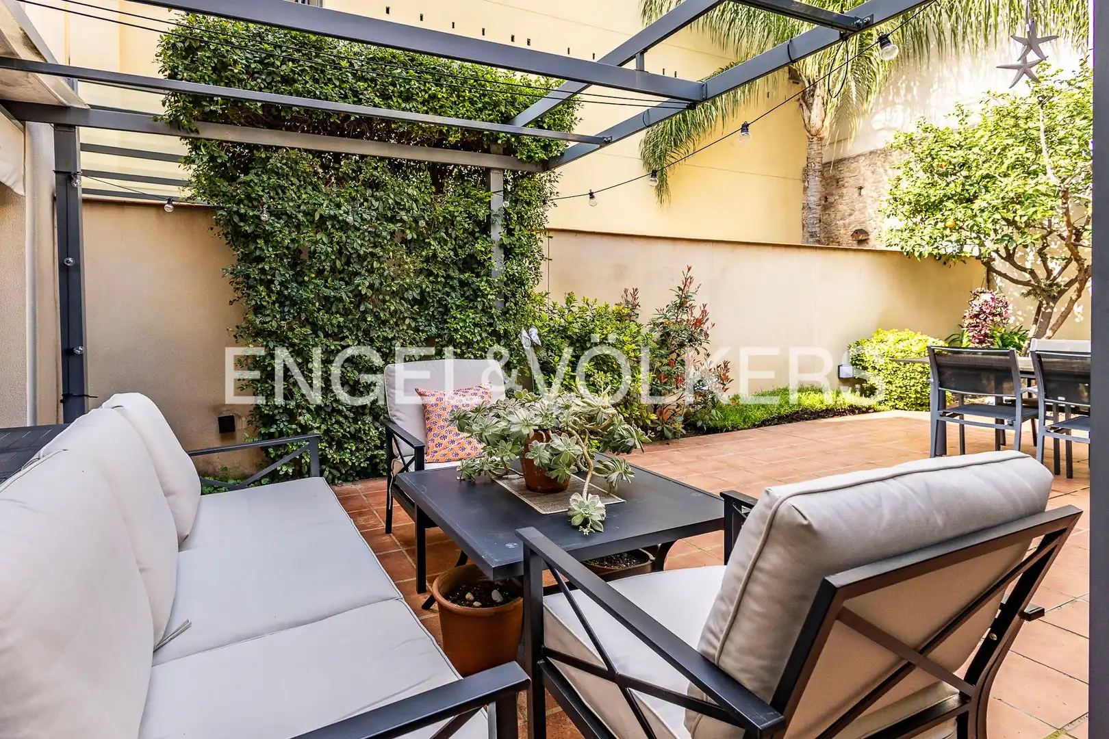 Terrassa de Casa o xalet en venda en Barcelona amb Aire condicionat, Calefacció i Terrassa