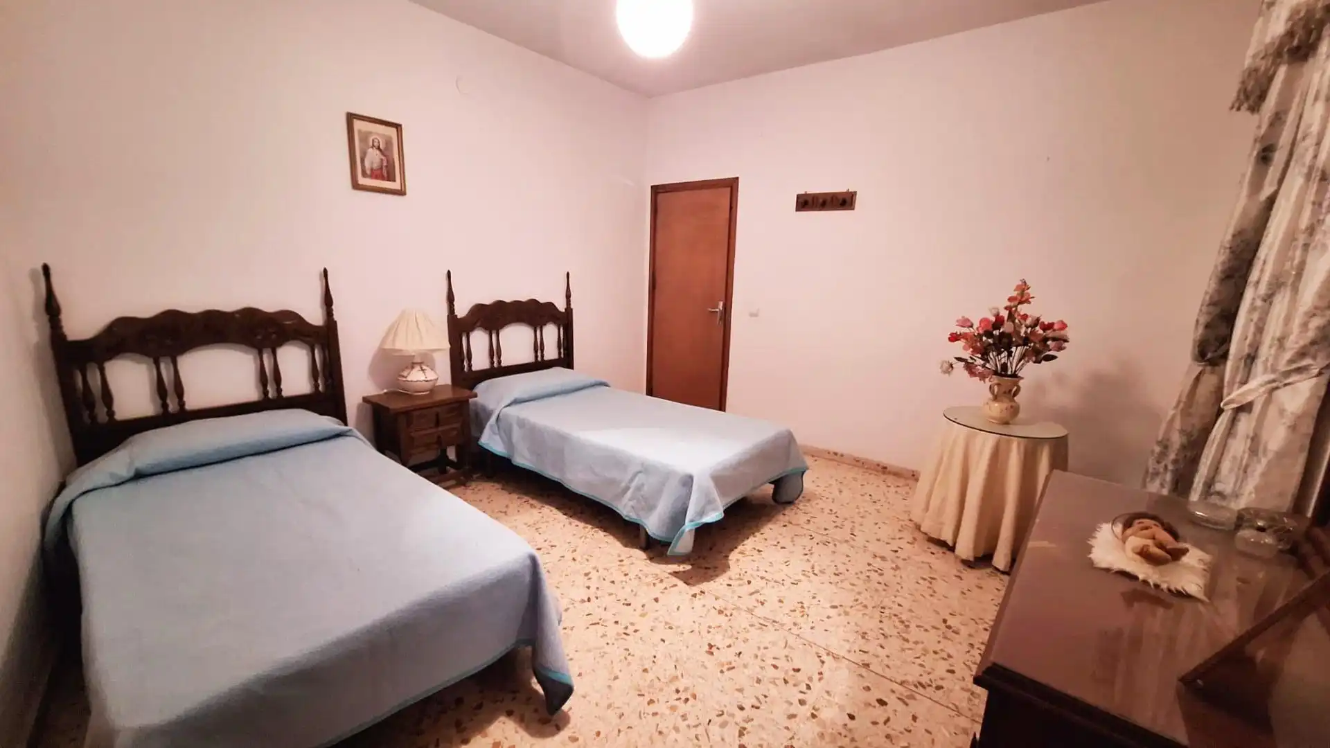 Dormitori de Casa o xalet en venda en Córdoba amb Terrassa i Traster