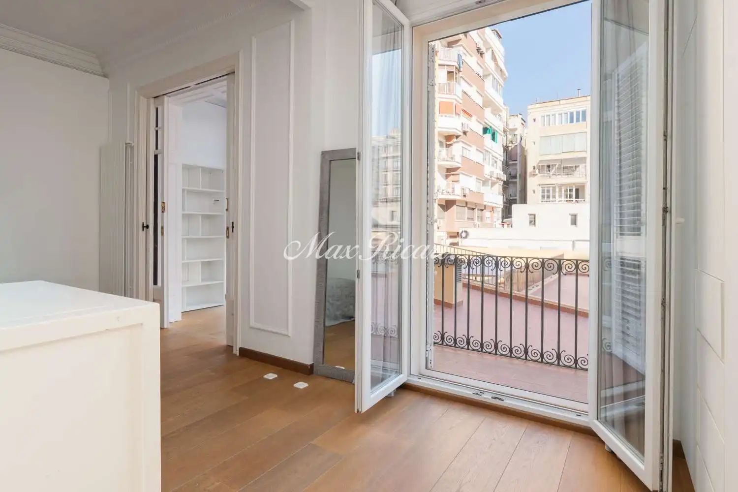 Bedroom of Flat for rent in Barcelona  with Air Conditioner, Heating and Terrace
