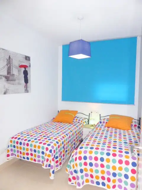 Habitación de Apartamento de alquiler en Garrucha con Aire acondicionado, Calefacción y Terraza