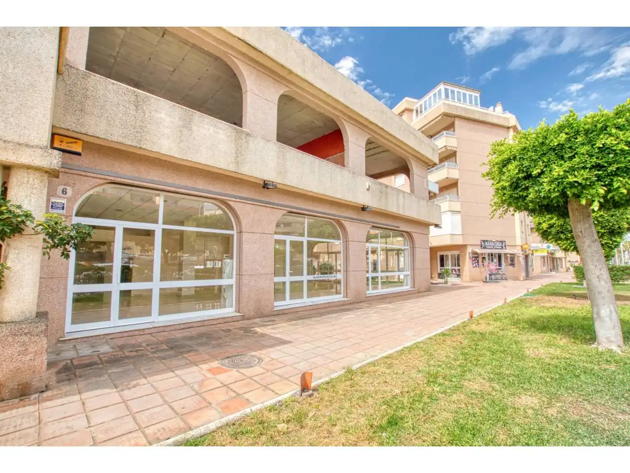 Local comercial en venta en Urbanizacion Costa del Oro, imagen 3