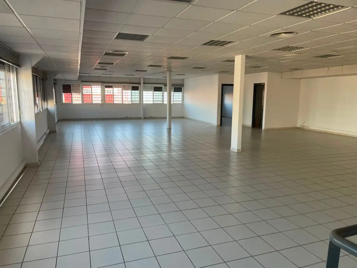 Local comercial en alquiler en Polirrosa Poligono Industrial Polirrosa 35, imagen 7