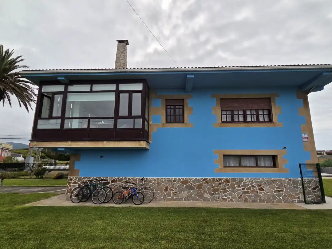 Vista exterior de Casa o xalet de lloguer en Barreiros, Lugo