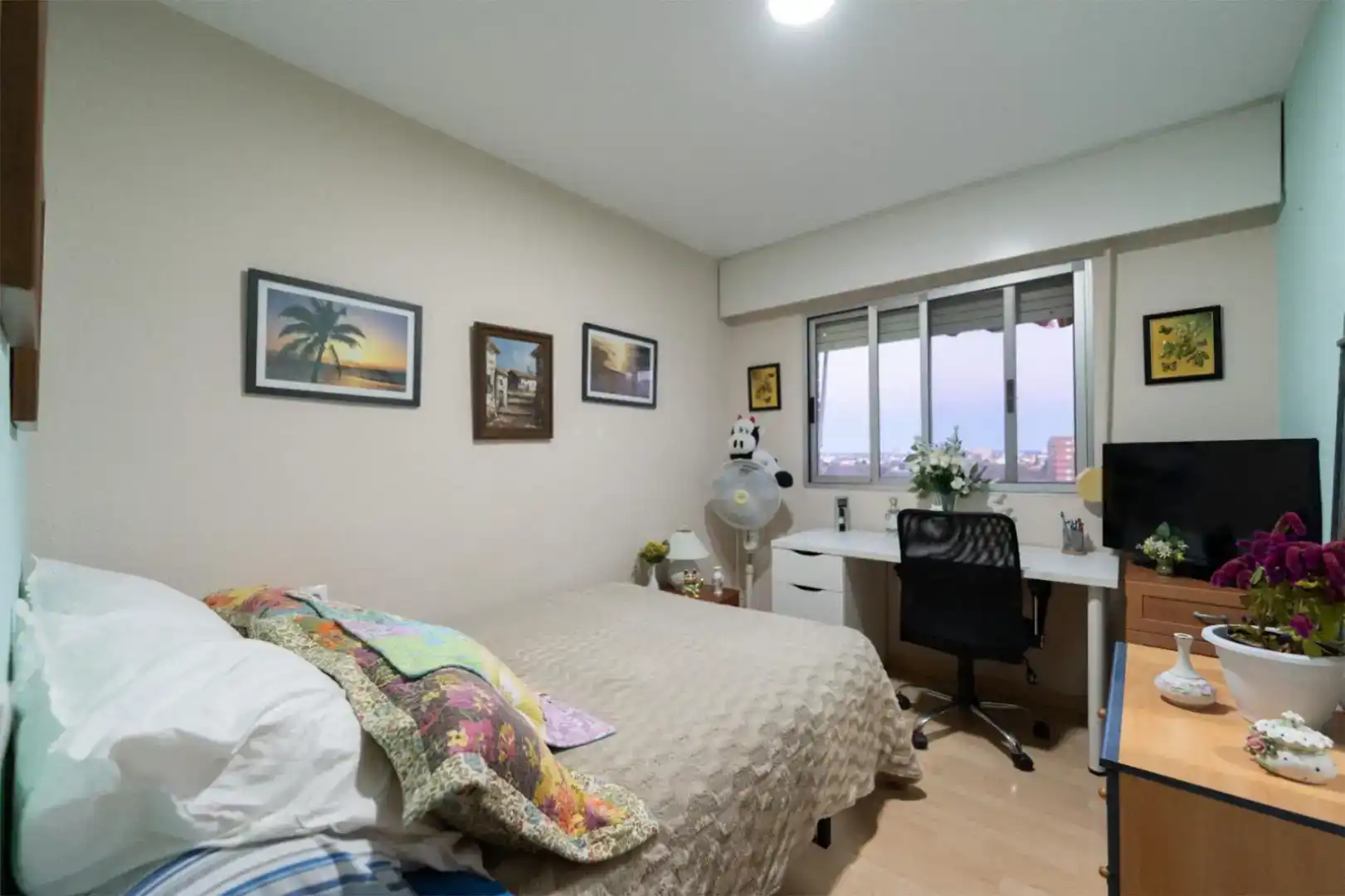 Schlafzimmer von Wohnung zur untervermieten in Benimaclet