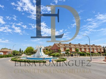Casa a schiera con piscina in vendita a Terradillos