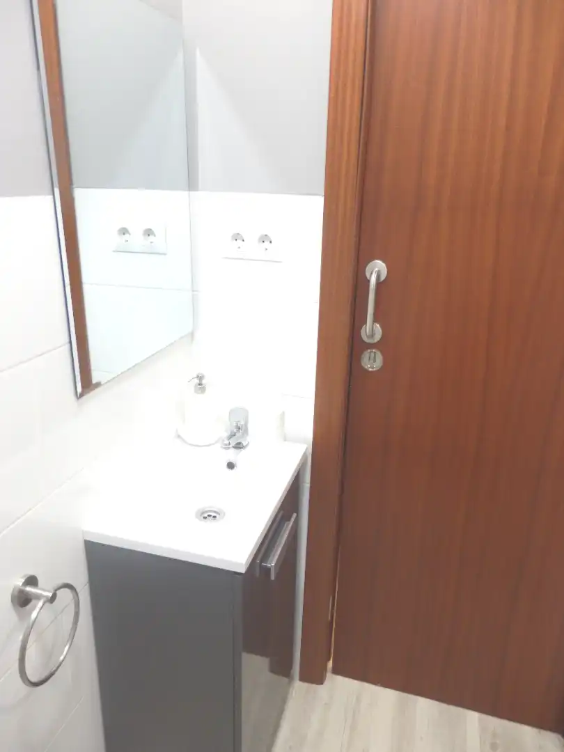 Baño de Piso para compartir en Valencia con Aire acondicionado, Amueblado y Horno