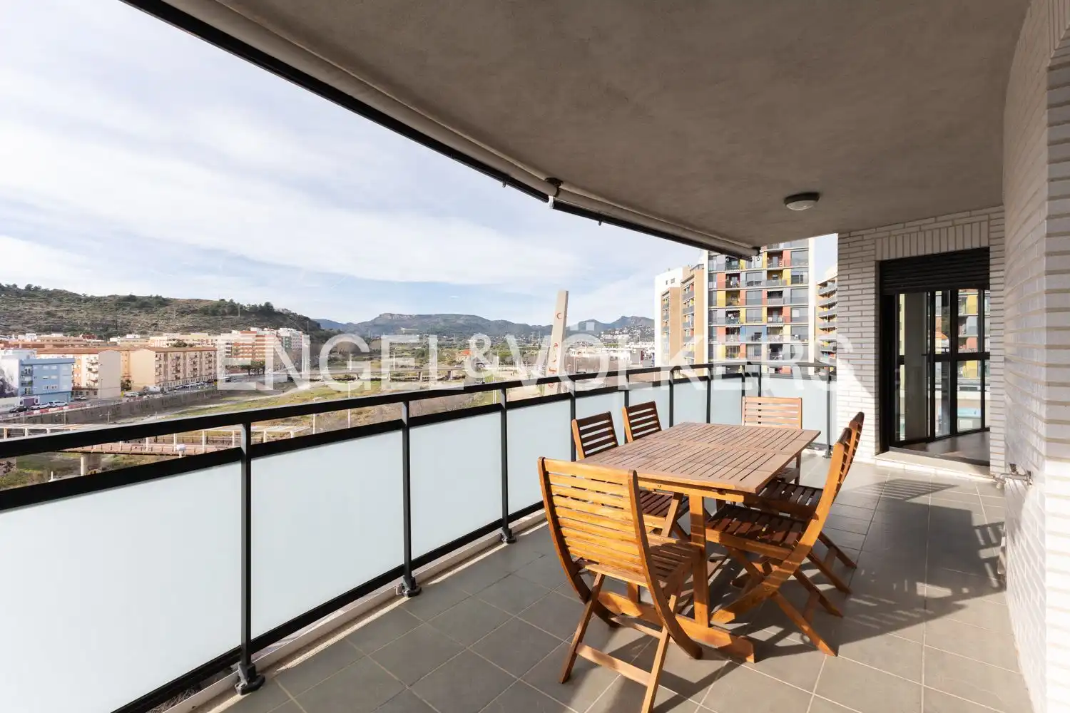 Terrassa de Pis de lloguer en Sagunto / Sagunt amb Aire condicionat, Calefacció i Parquet