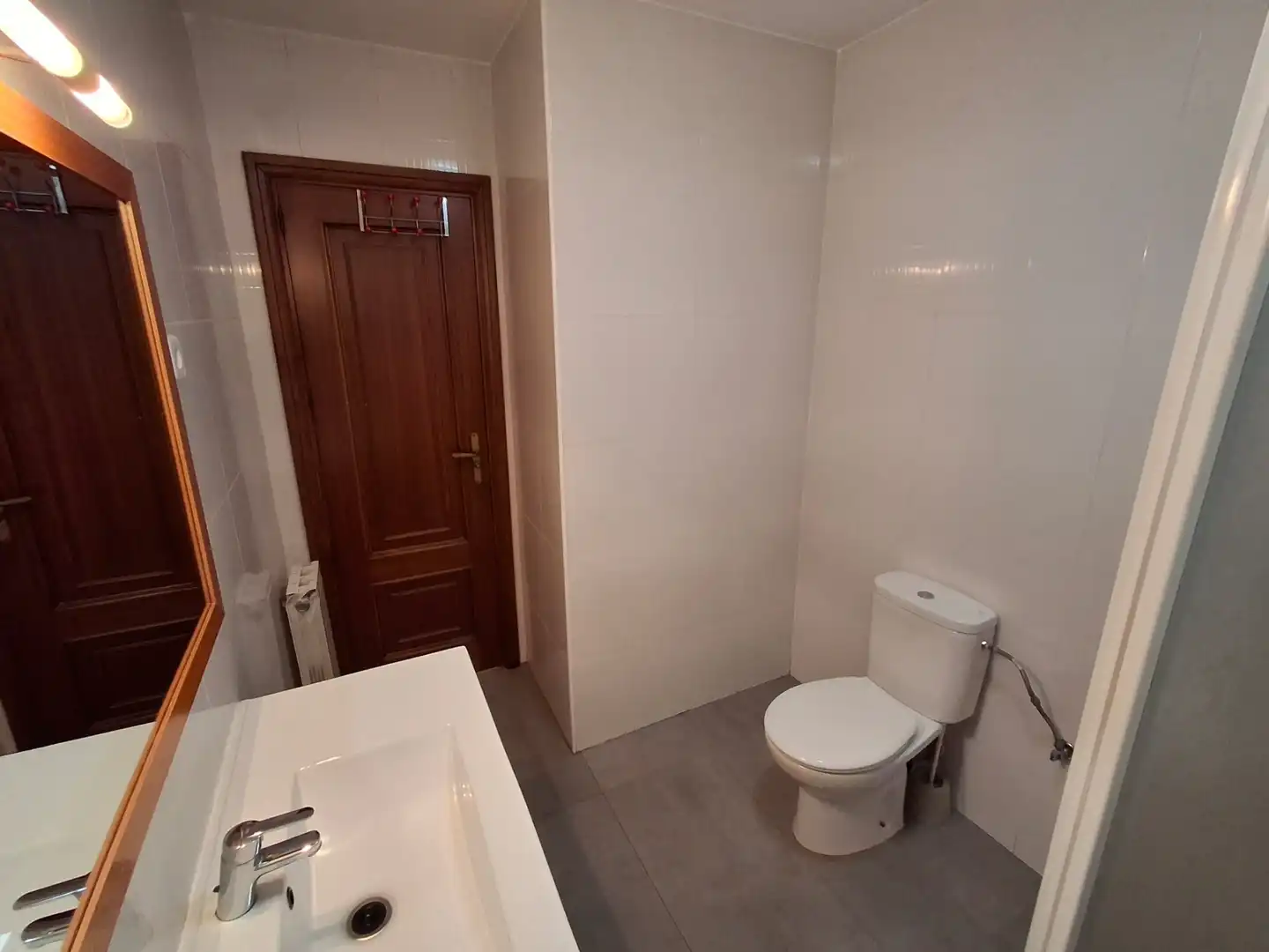 Baño de Piso en venta en Móstoles con Aire acondicionado, Calefacción y Parquet