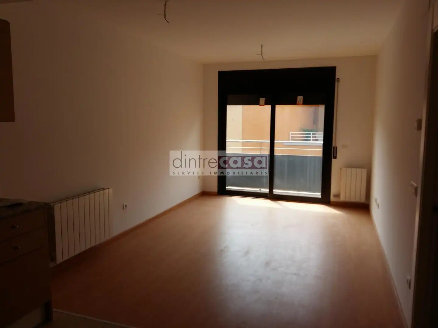 Wohnzimmer von Wohnungen zum Verkauf in Tordera mit Heizung, Ofen und Balkon