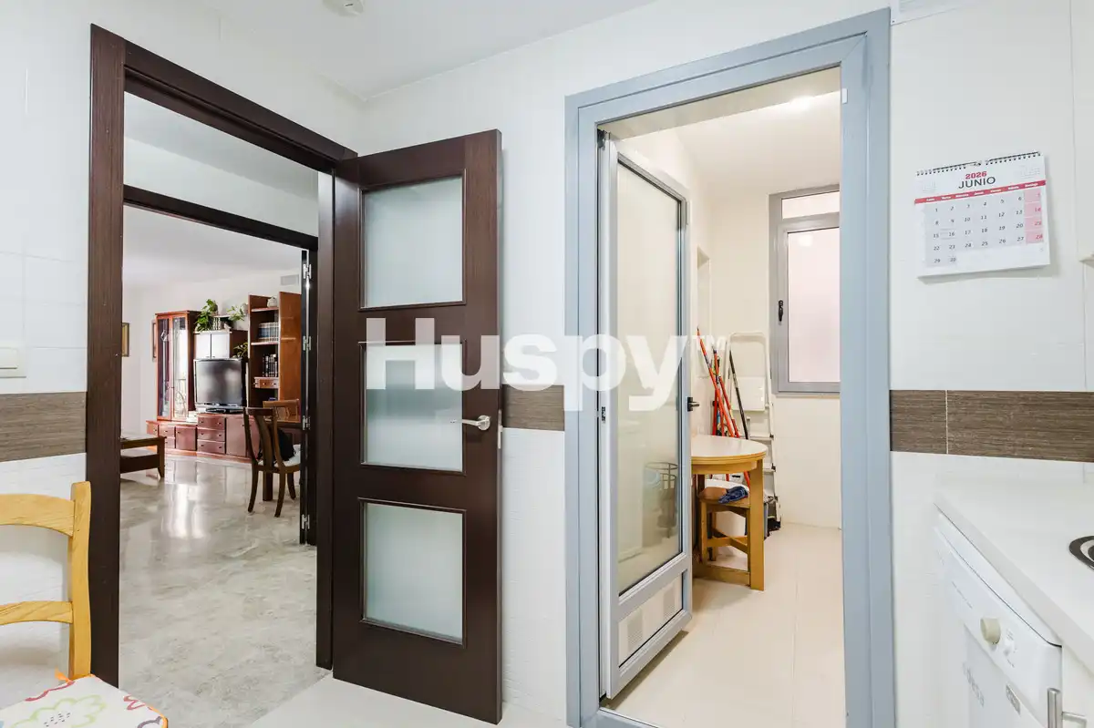 Piso con balcón en venta en Avenida Salvador Dalí, imagen 5