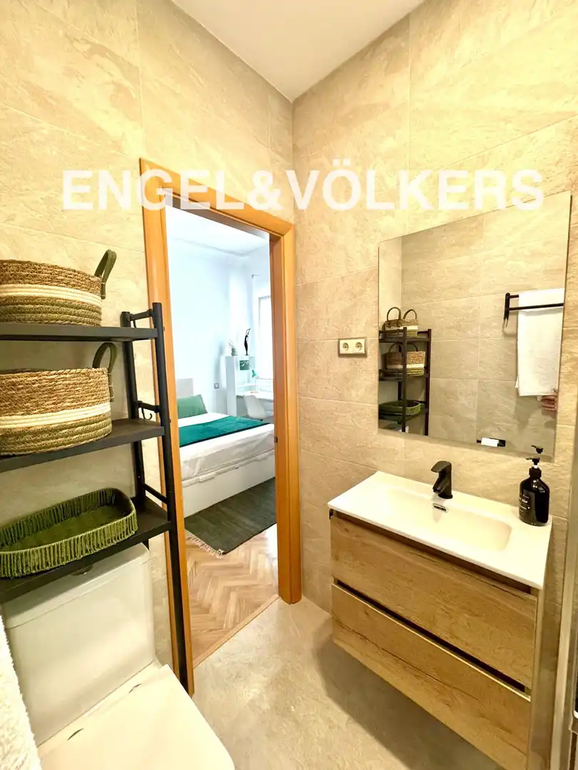 Badezimmer von Wohnung zur Miete in Madrid mit Klimaanlage, Heizung und Parkett