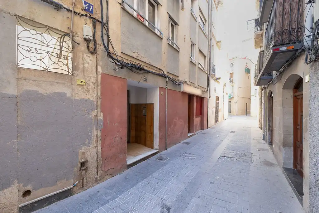 Wohnung zum Verkauf in C/ Montcada, Centre