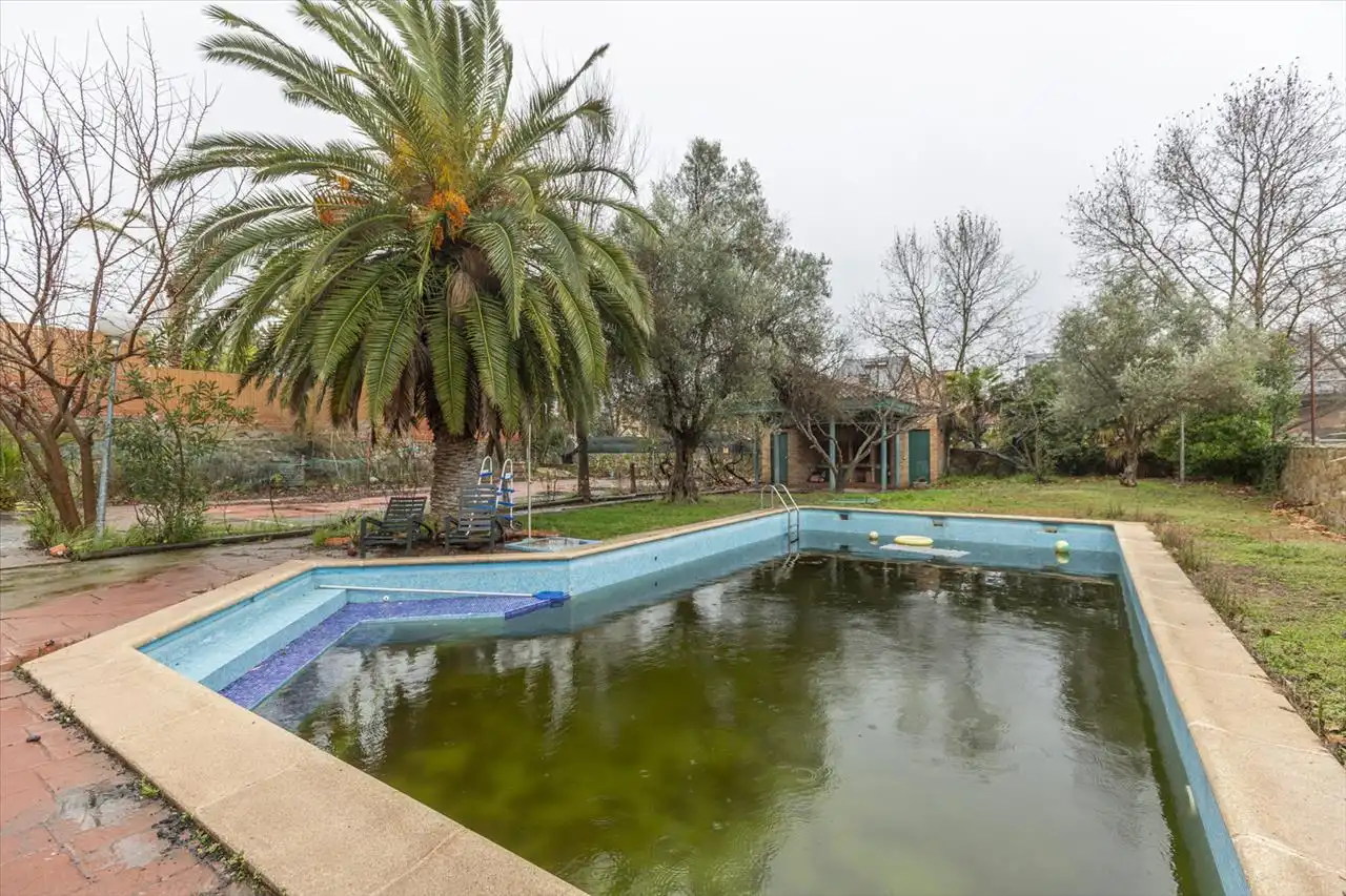 Swimming pool of Houses for sale in Villaviciosa de Odón  with Private garden, Terrace and Swimming Pool