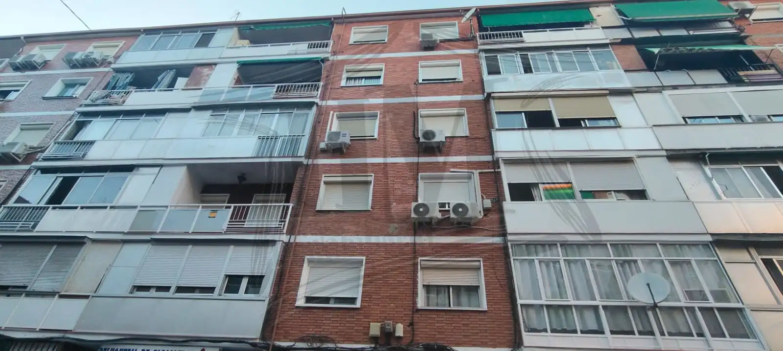 Vista exterior de Piso en venta en Alcalá de Henares con Terraza y Internet