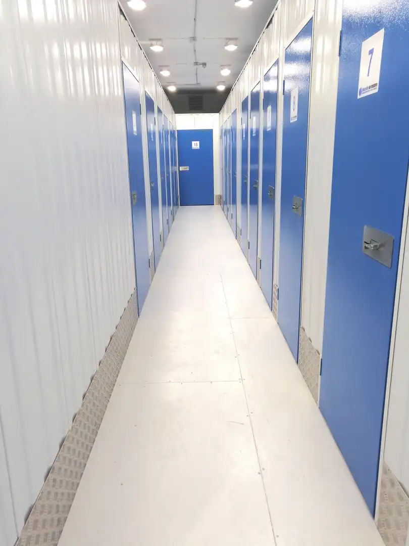 Storage room for rent in Jaca  with Alarm