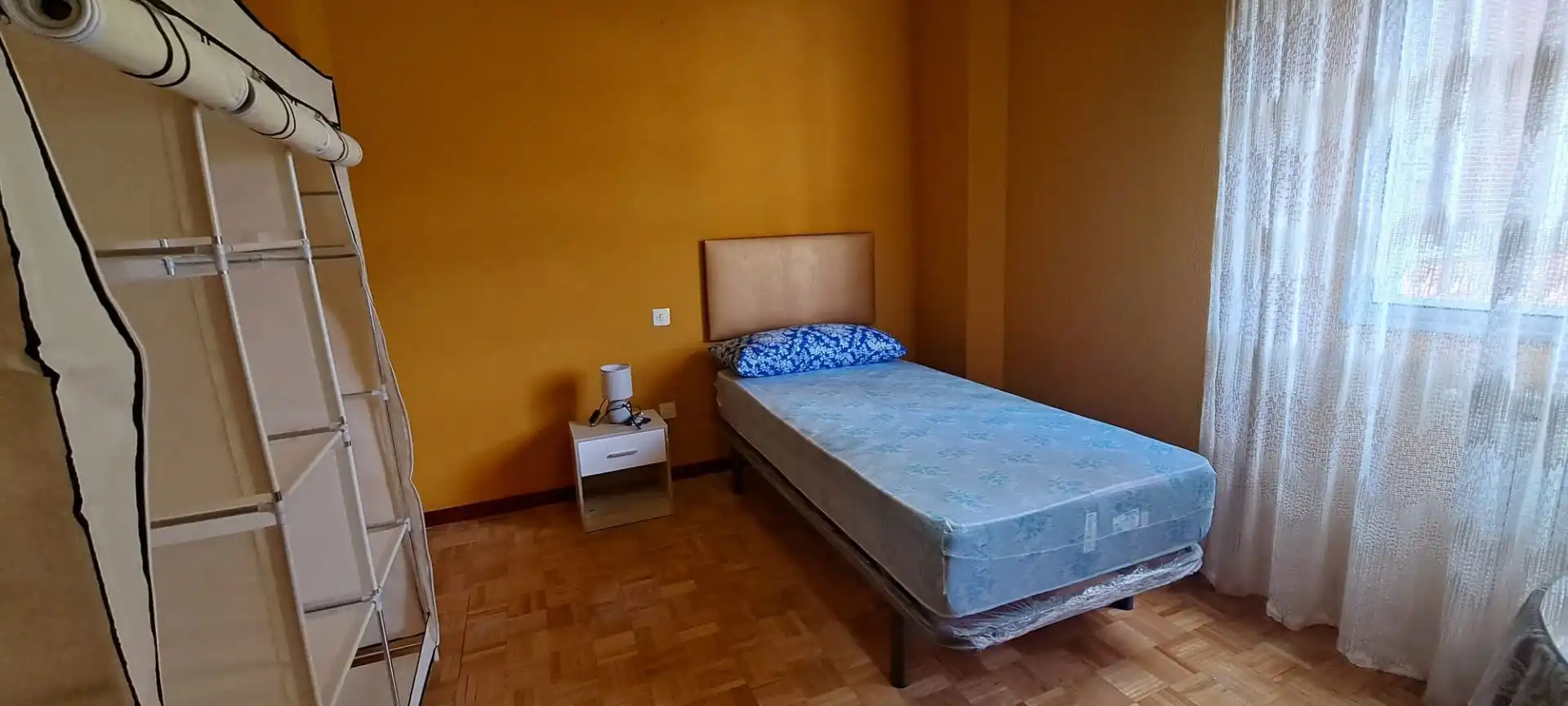 Habitació a Ávila, Ávila
