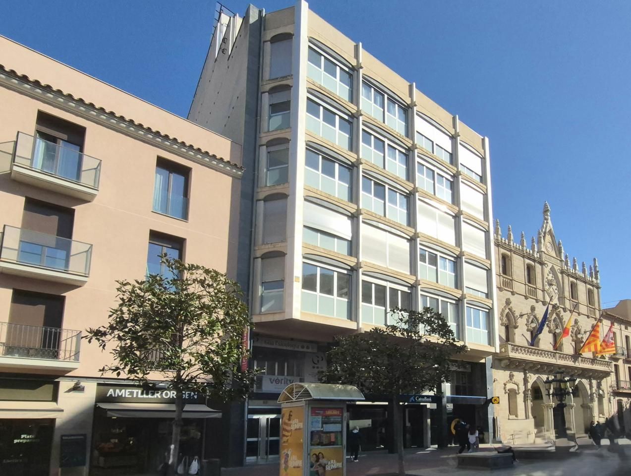 Vista exterior de Piso en venta en Terrassa con Calefacción