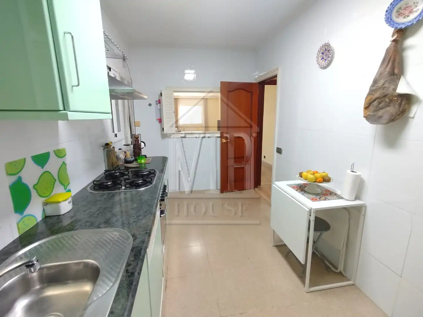 Cocina de Piso en venta en Badalona con Aire acondicionado y Amueblado