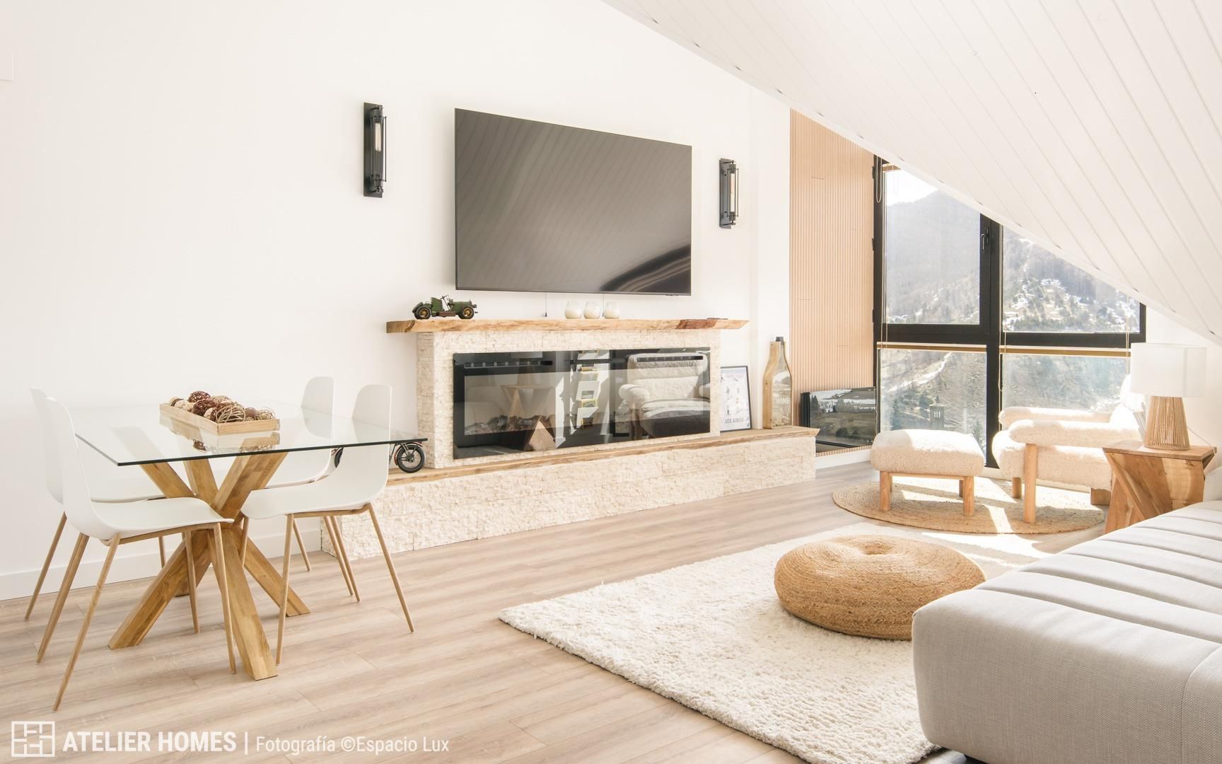 Wohnzimmer von Dachboden zum verkauf in Sallent de Gállego mit Heizung, Abstellraum und Gemeinschaftspool