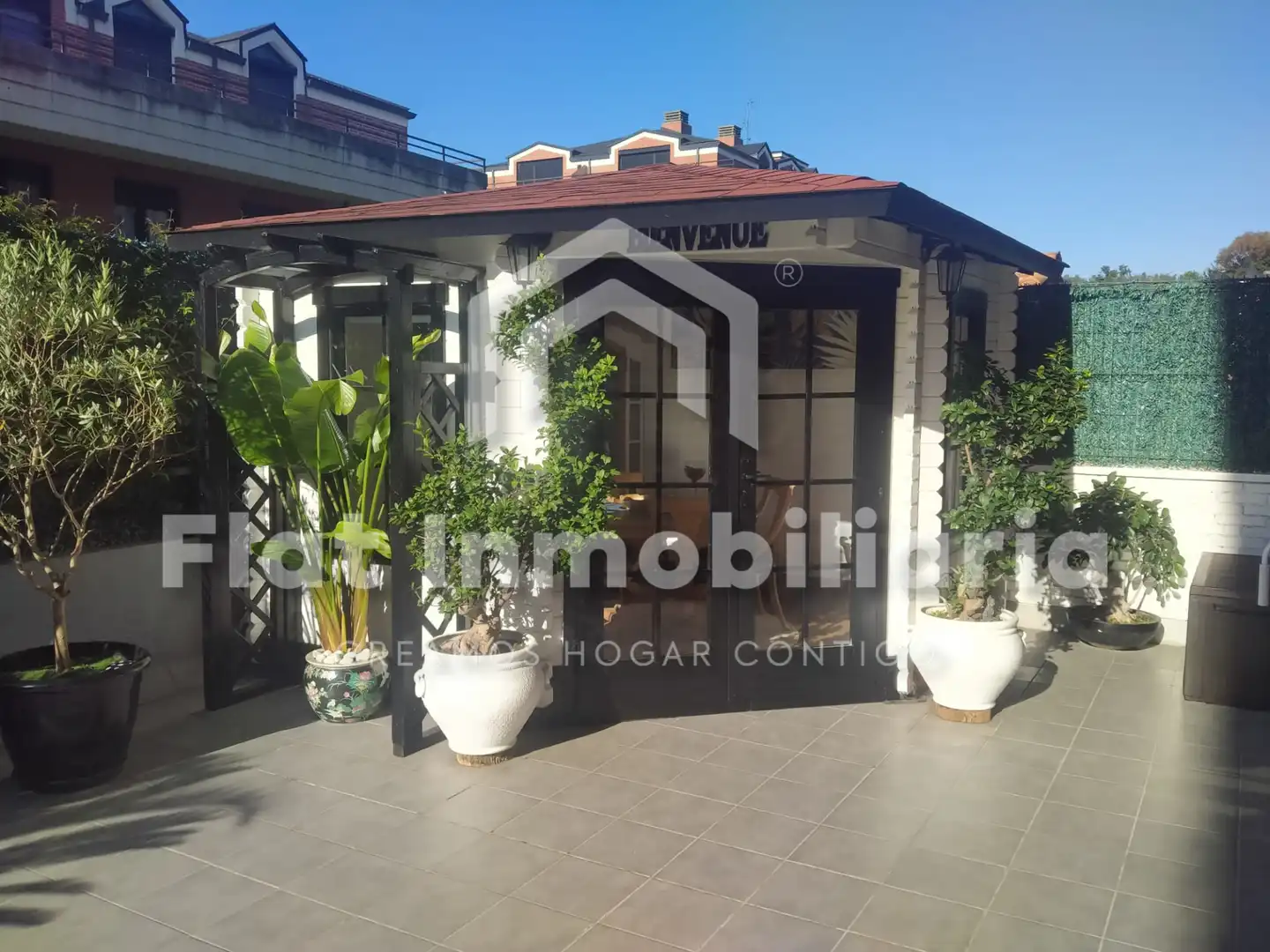 Vivienda con piscina en venta en Plaza Brazomar 54, imagen 2