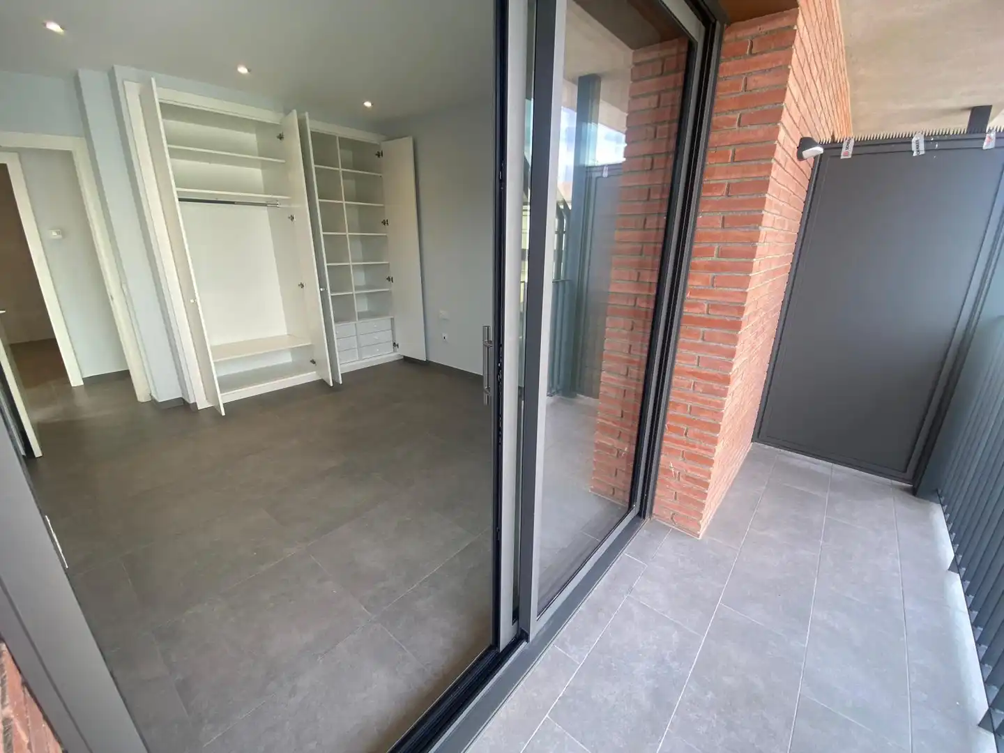 Casa adosada en venta en Vic con Calefacción, Jardín privado y Terraza