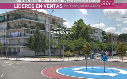 Vista exterior de Pis en venda en Torrejón de Ardoz amb Calefacció, Terrassa i Traster