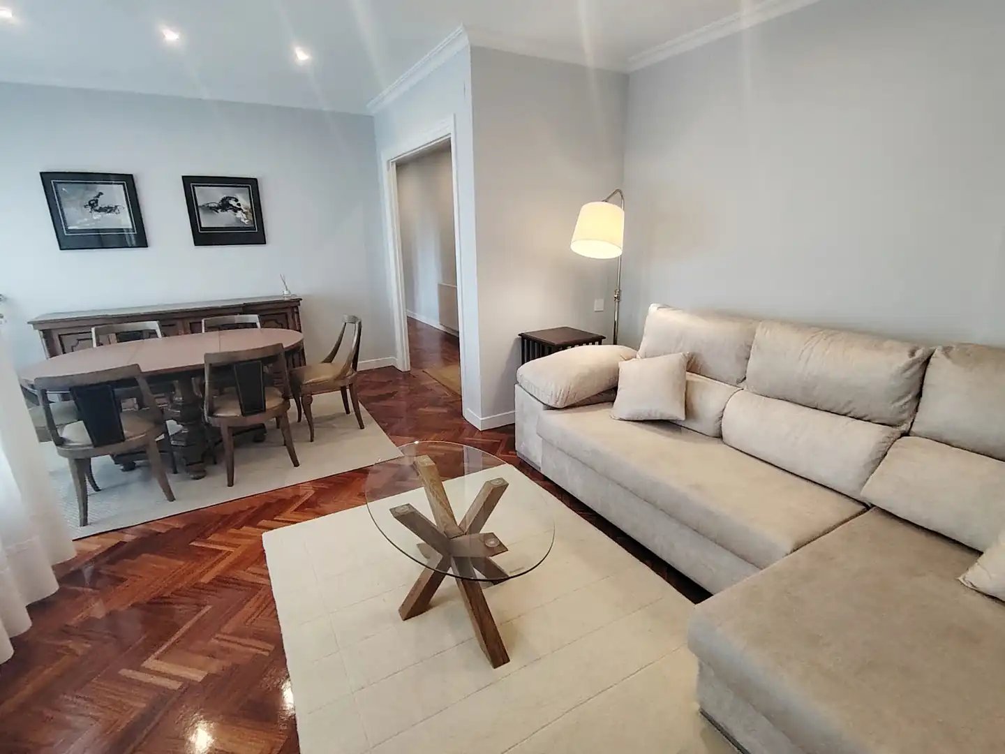 Sala de estar de Piso de alquiler en Gijón  con Calefacción, Parquet y Terraza