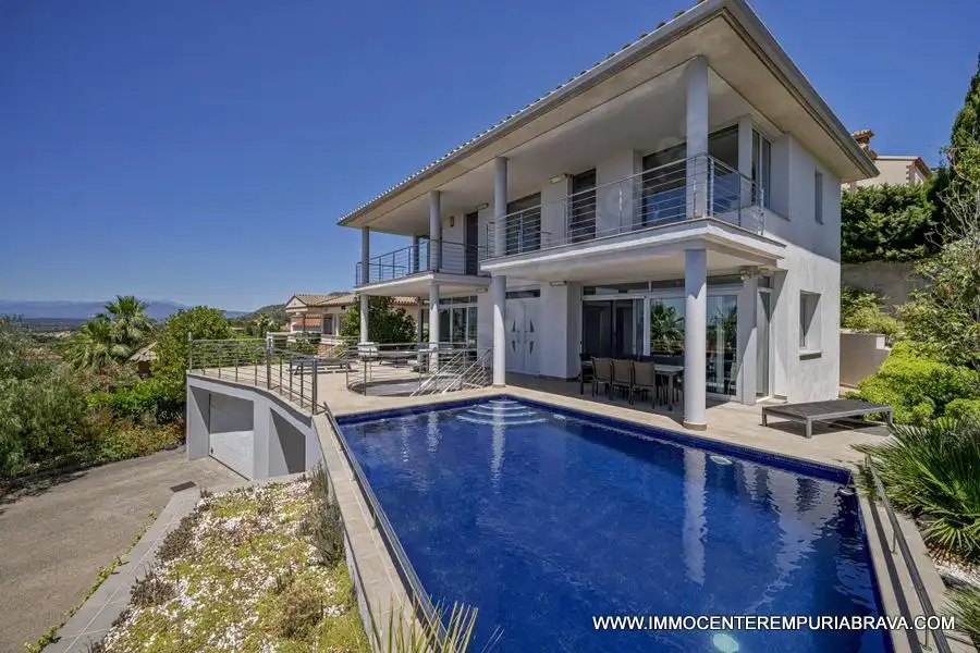 Chalet en venta en Palau-saverdera, imagen 6