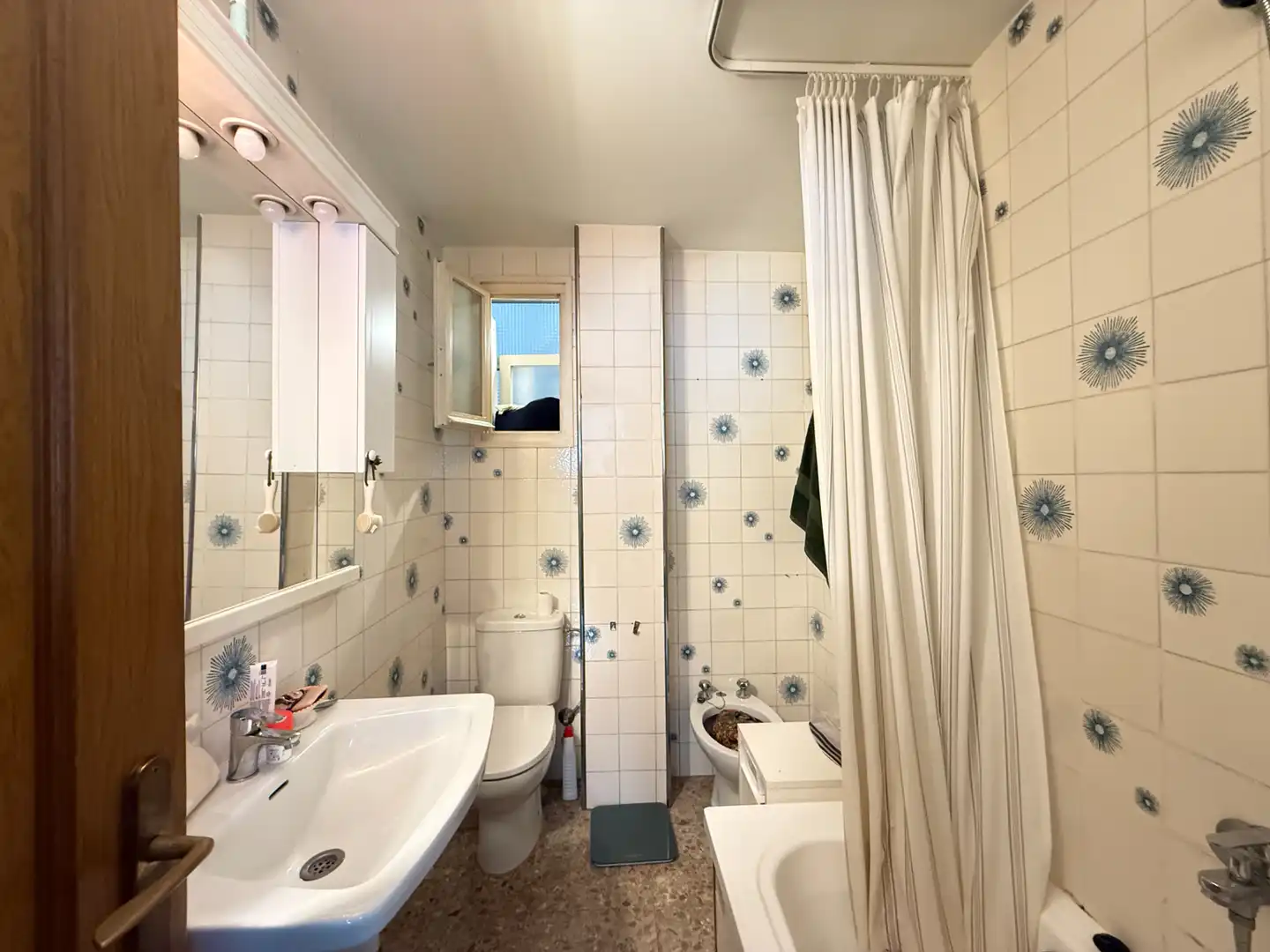 Baño de Piso en venta en Barcelona con Aire acondicionado, Calefacción y Terraza